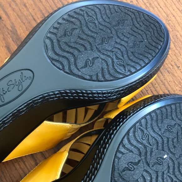 🌴🌴Sandals - Picture 6 of 8